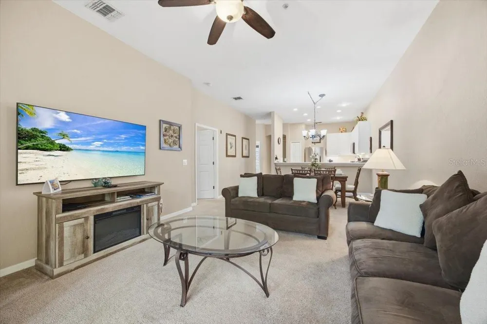 808 LUCAYA LOOP Davenport, FL 33897