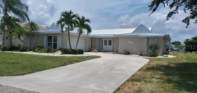 418 MEDICI COURT Punta Gorda, FL 33950