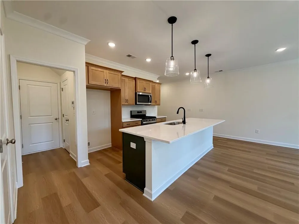 304 colsen Drive Acworth, GA 30102