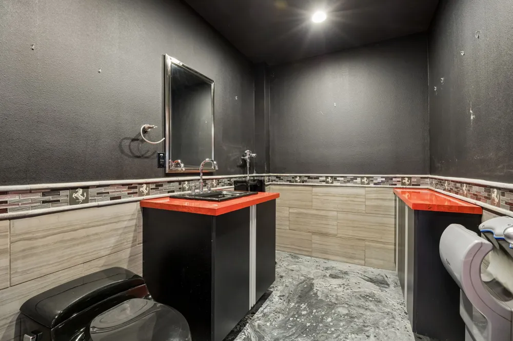 6472 W Plano Parkway #B03 Plano, TX 75093
