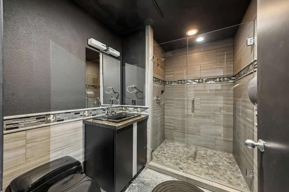 6472 W Plano Parkway #B03 Plano, TX 75093
