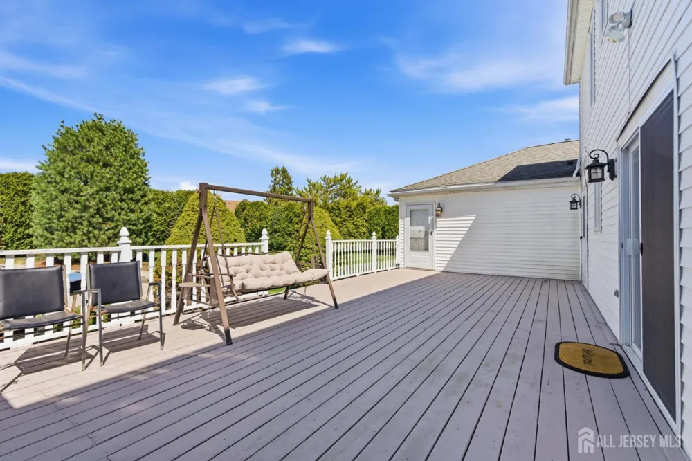 4 Allison Court Edison, NJ 08820