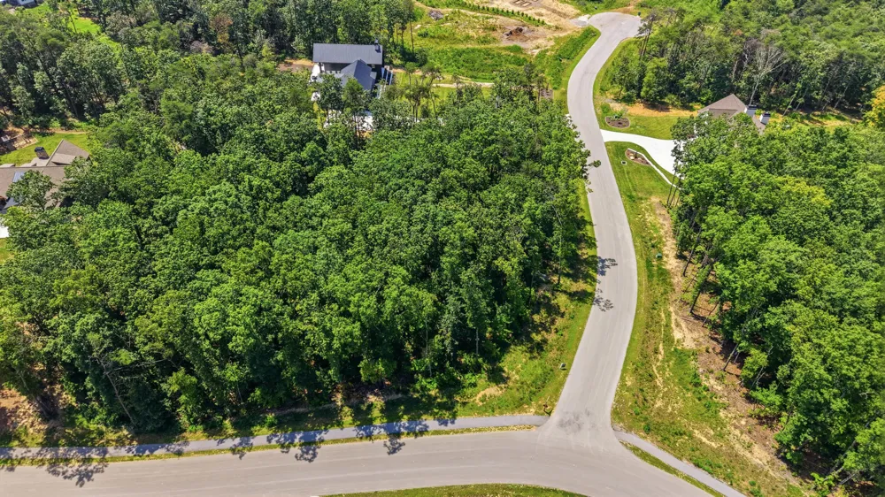 8482 Big Sky Lane Signal Mountain, TN 37377
