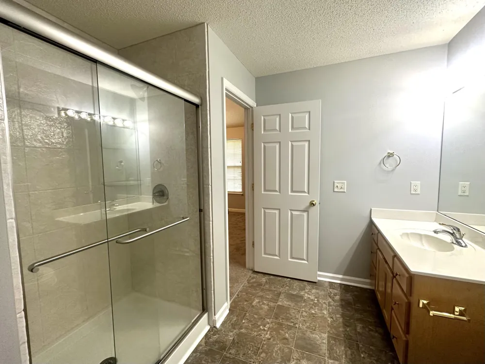 5712 Sundown Court Ooltewah, TN 37363