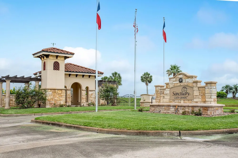 167 Chateau Way Port O Connor, TX 77982