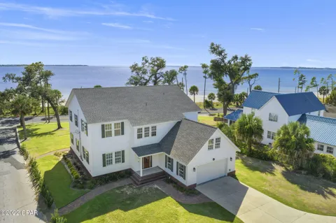 900 W Beach Drive