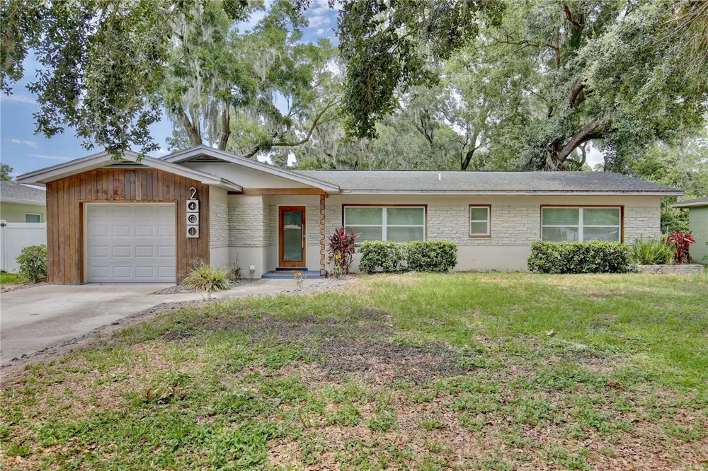2401 ALBERT LEE PARKWAY Winter Park, FL 32789