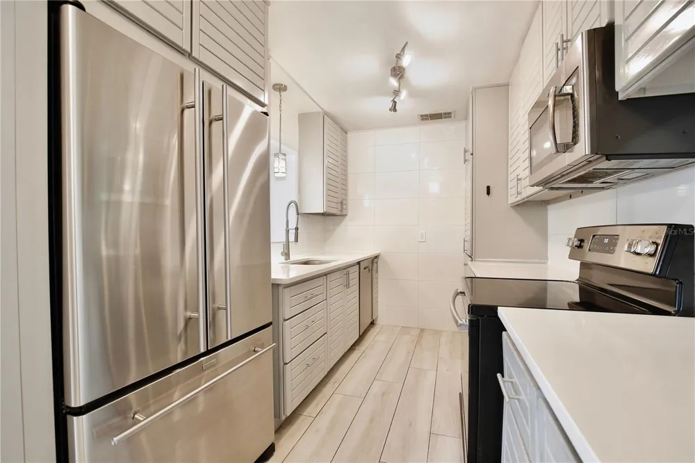 2401 ALBERT LEE PARKWAY Winter Park, FL 32789