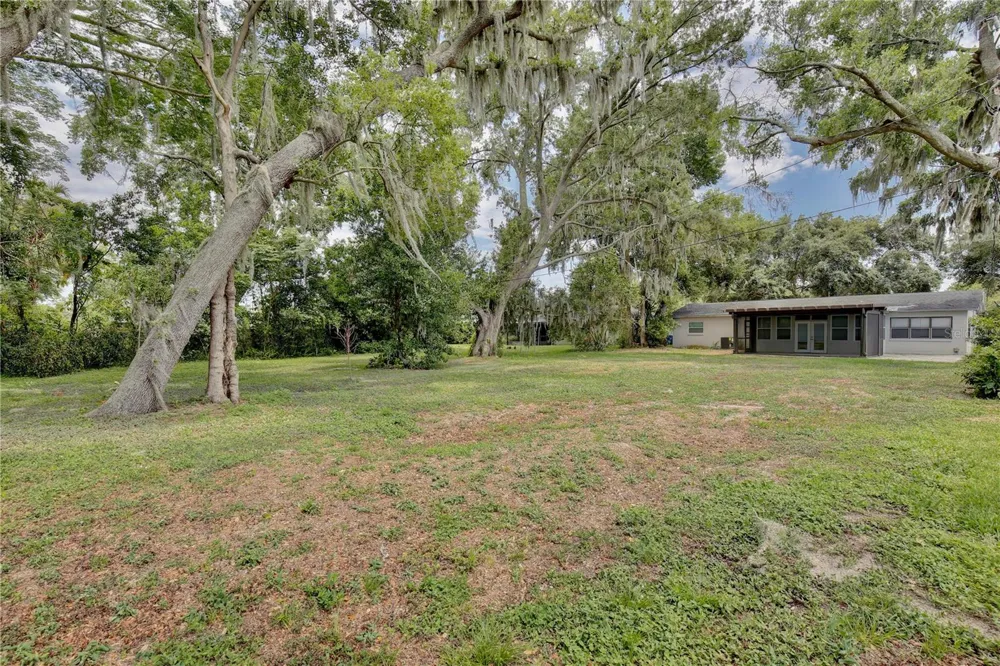 2401 ALBERT LEE PARKWAY Winter Park, FL 32789