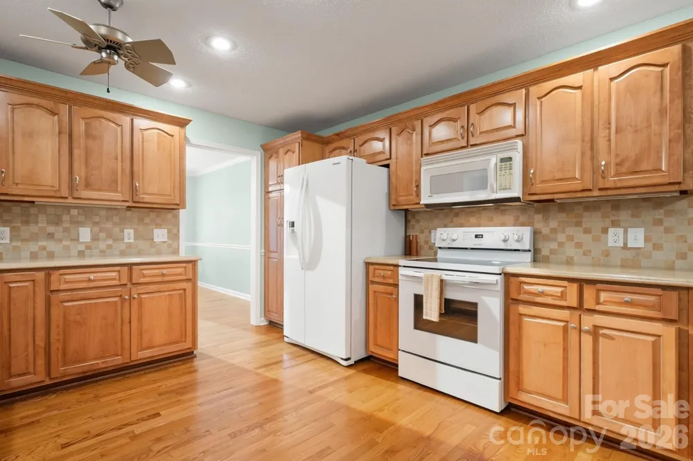 55 Wittenburg Springs Drive Taylorsville, NC 28681