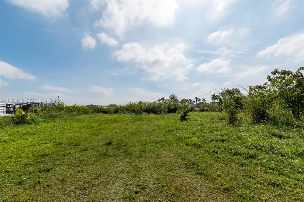 23801 SW 120 Ave Homestead, FL 33032