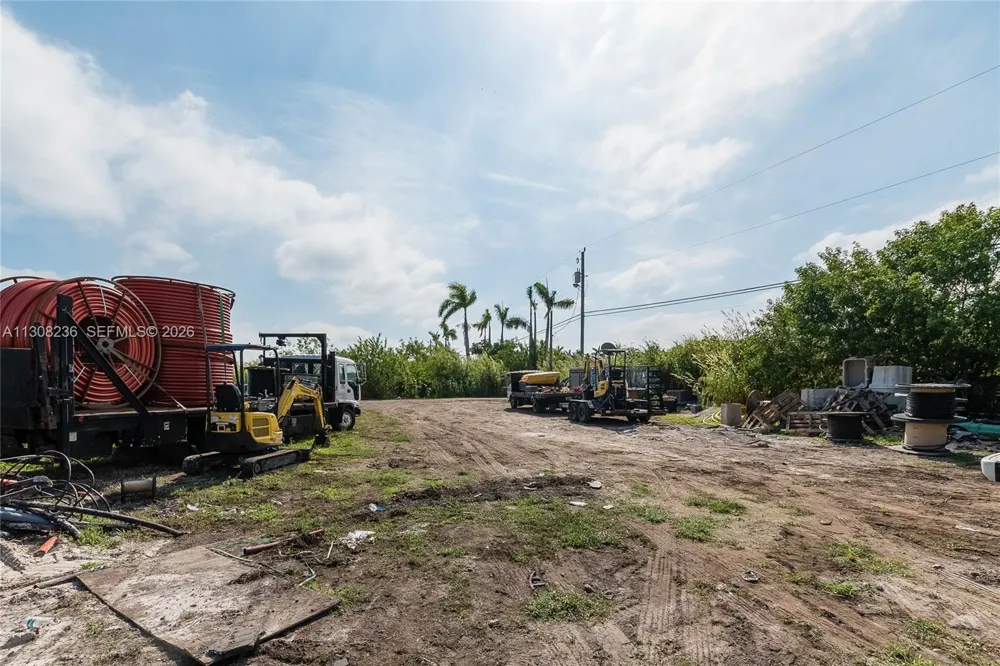 23801 SW 120 Ave Homestead, FL 33032