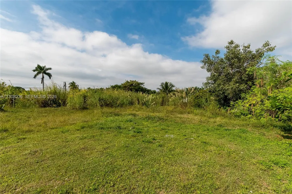 23801 SW 120 Ave Homestead, FL 33032