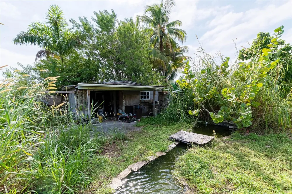 23801 SW 120 Ave Homestead, FL 33032