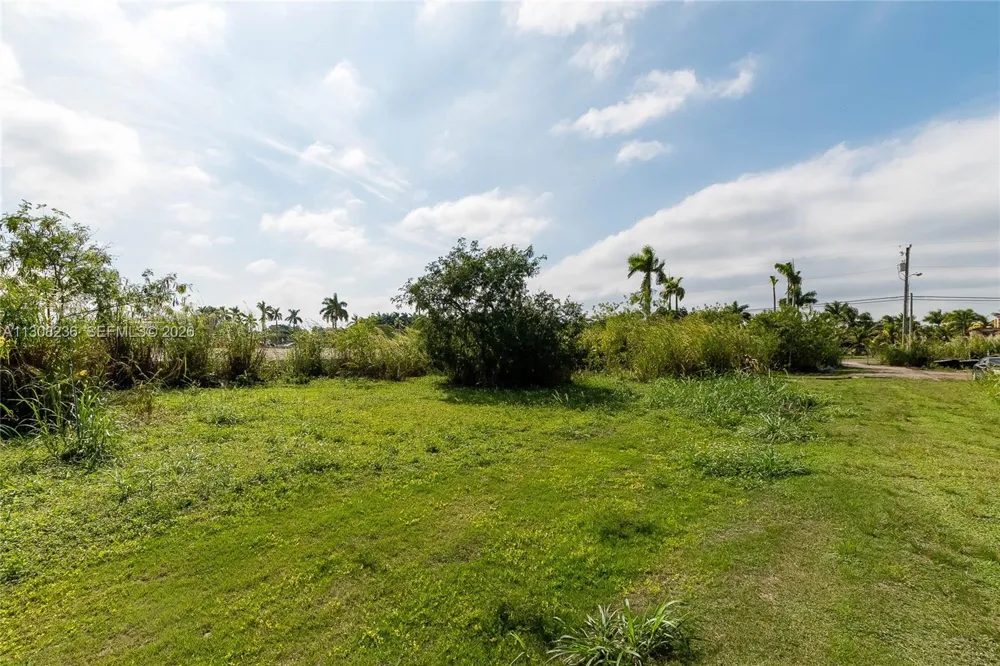 23801 SW 120 Ave Homestead, FL 33032