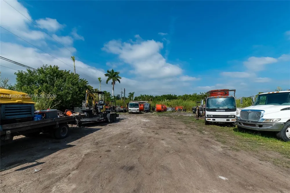 23801 SW 120 Ave Homestead, FL 33032