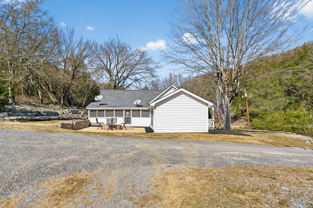 1700 Hannah Branch Rd Liberty, TN 37095