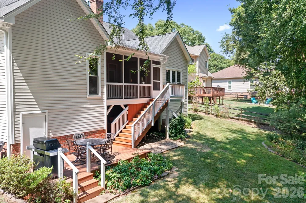 17324 Cambridge Grove Drive Huntersville, NC 28078
