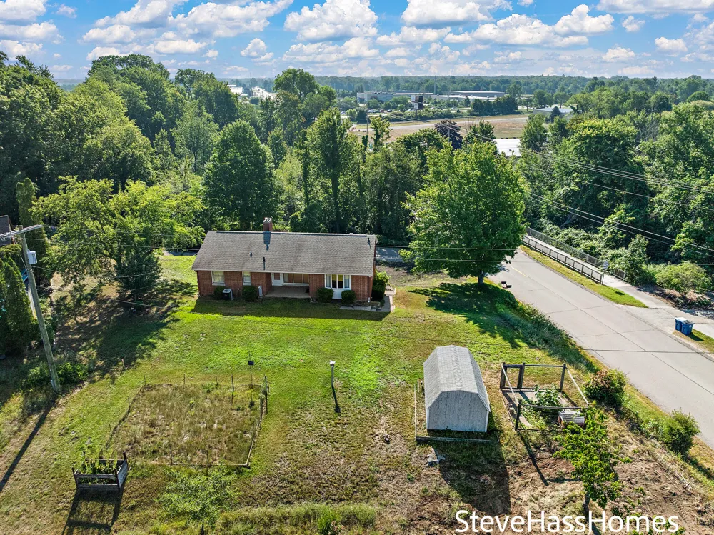 17443 Hayes Street Grand Haven, MI 49417