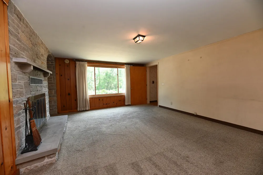 17443 Hayes Street Grand Haven, MI 49417