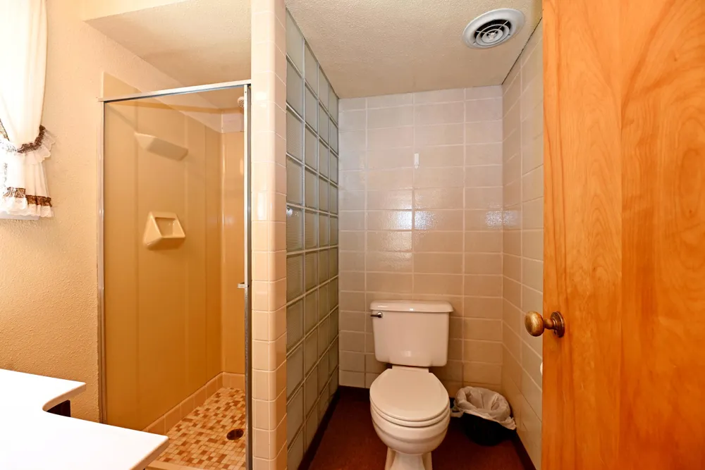 17443 Hayes Street Grand Haven, MI 49417