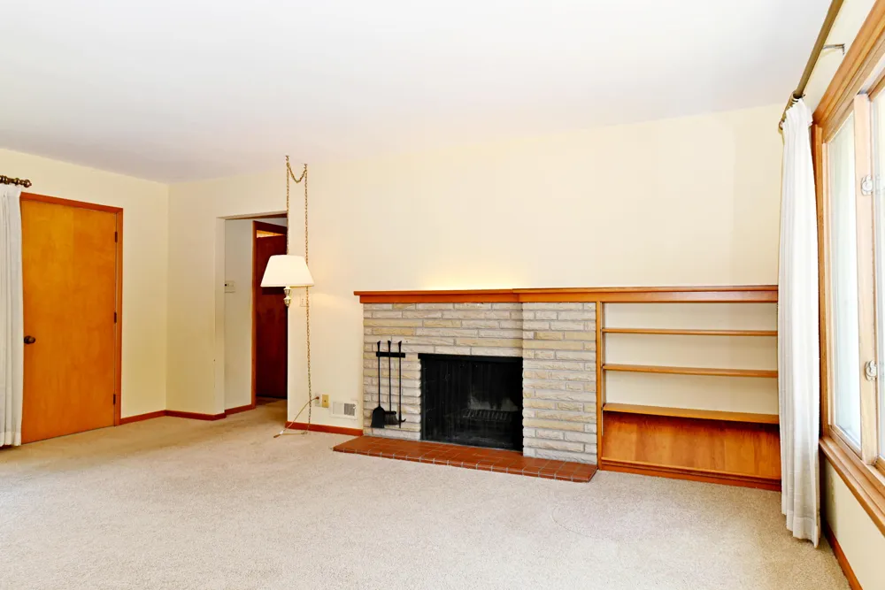 17443 Hayes Street Grand Haven, MI 49417