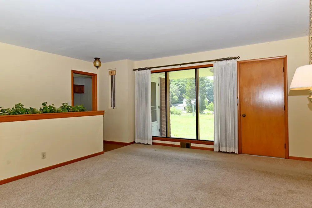 17443 Hayes Street Grand Haven, MI 49417
