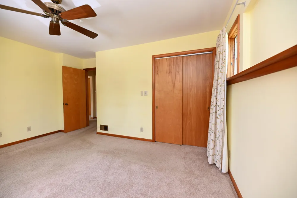 17443 Hayes Street Grand Haven, MI 49417