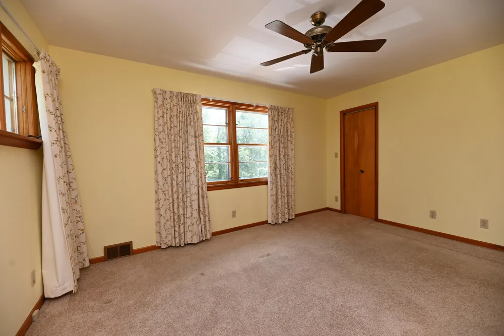 17443 Hayes Street Grand Haven, MI 49417