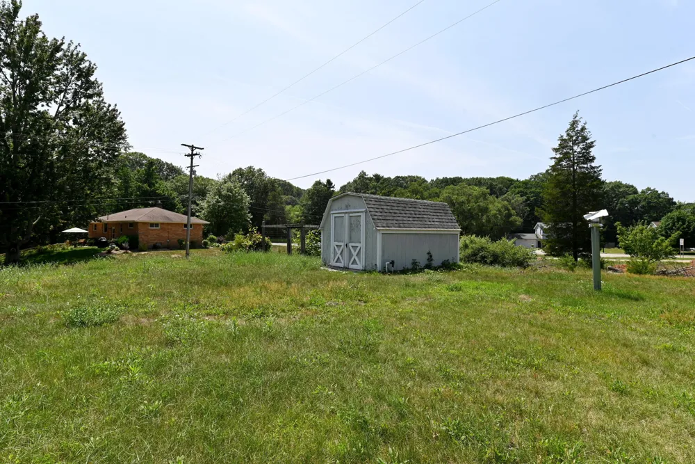 17443 Hayes Street Grand Haven, MI 49417