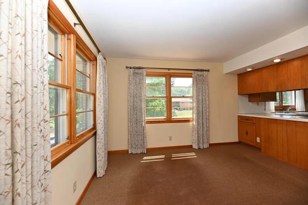 17443 Hayes Street Grand Haven, MI 49417