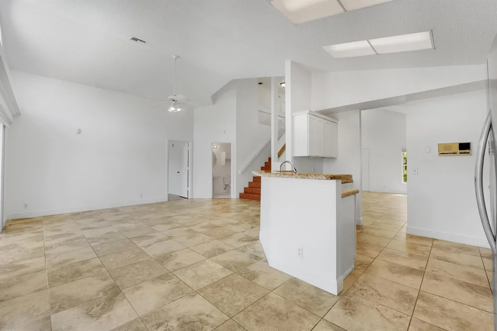 4355 LEICESTER COURT West Palm Beach, FL 33409