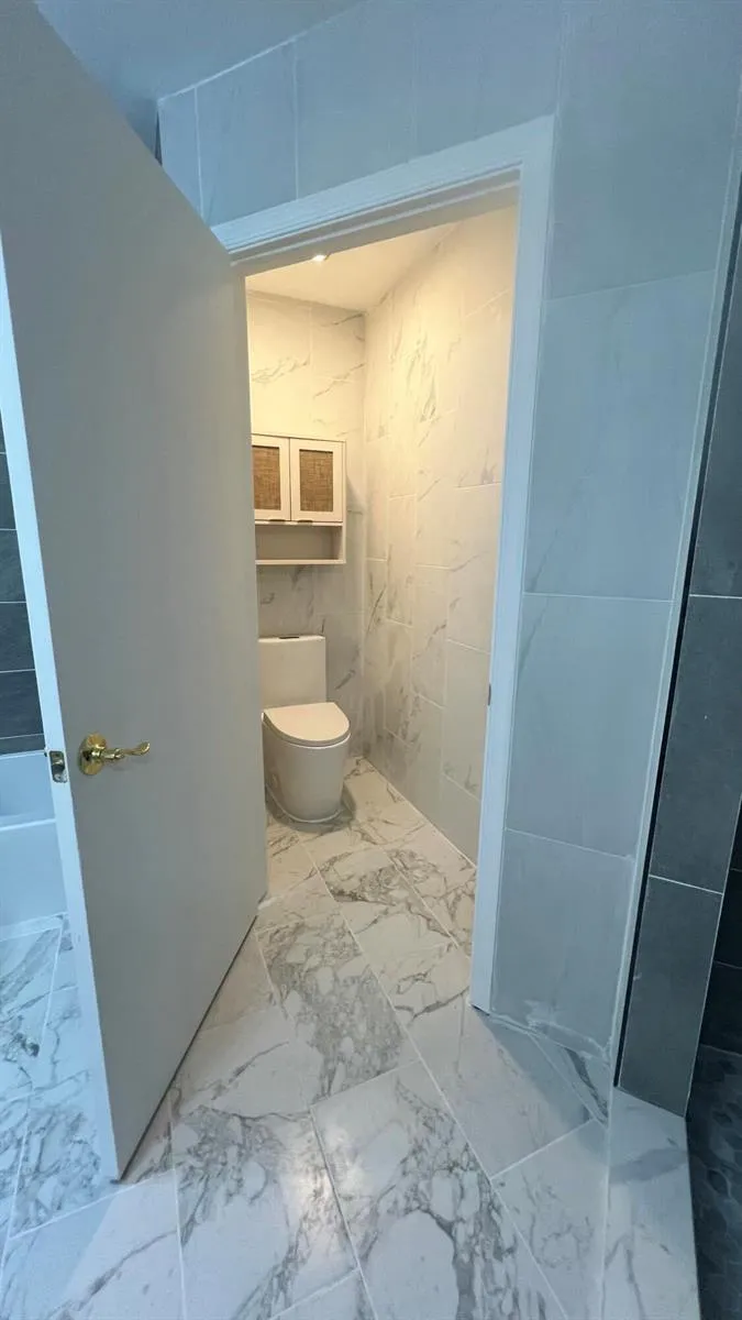 4355 LEICESTER COURT West Palm Beach, FL 33409