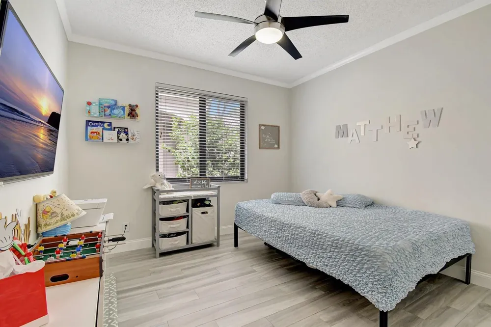 6041 SW 195TH AVENUE Pembroke Pines, FL 33332