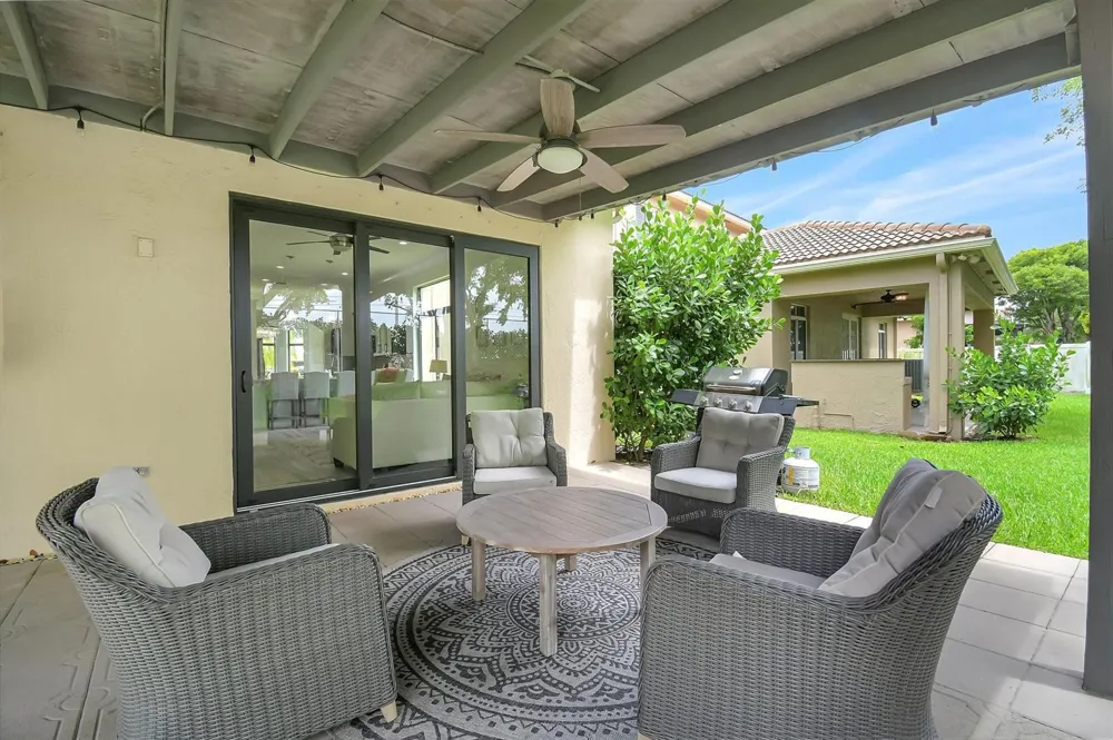 6041 SW 195TH AVENUE Pembroke Pines, FL 33332