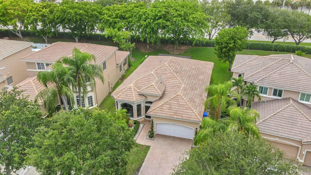 6041 SW 195TH AVENUE Pembroke Pines, FL 33332