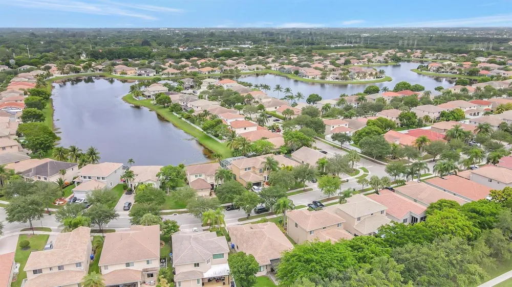 6041 SW 195TH AVENUE Pembroke Pines, FL 33332