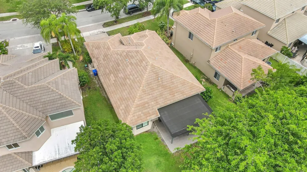 6041 SW 195TH AVENUE Pembroke Pines, FL 33332
