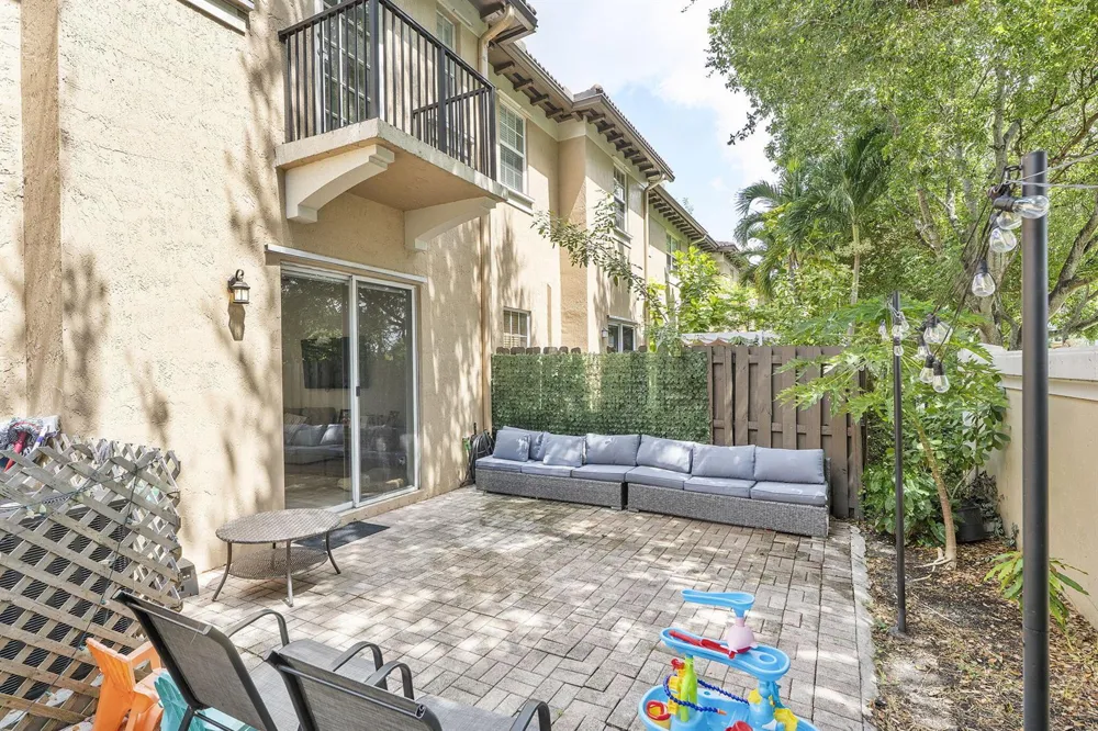 4414 MORGAN LANE Davie, FL 33328