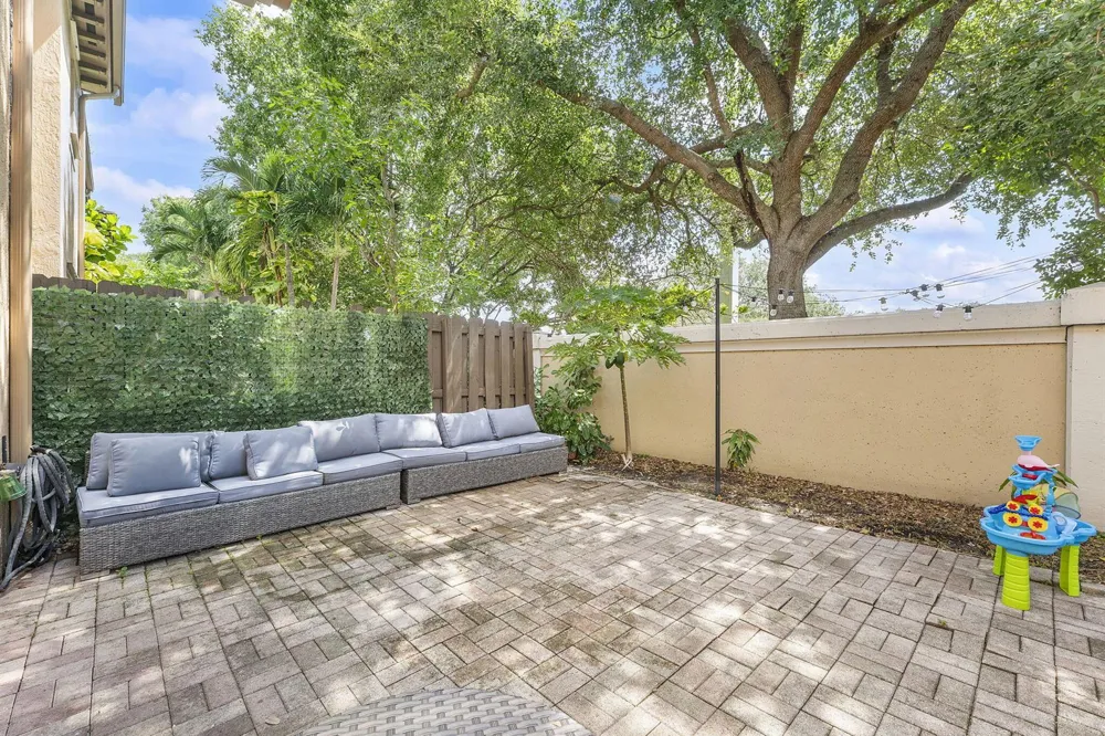 4414 MORGAN LANE Davie, FL 33328