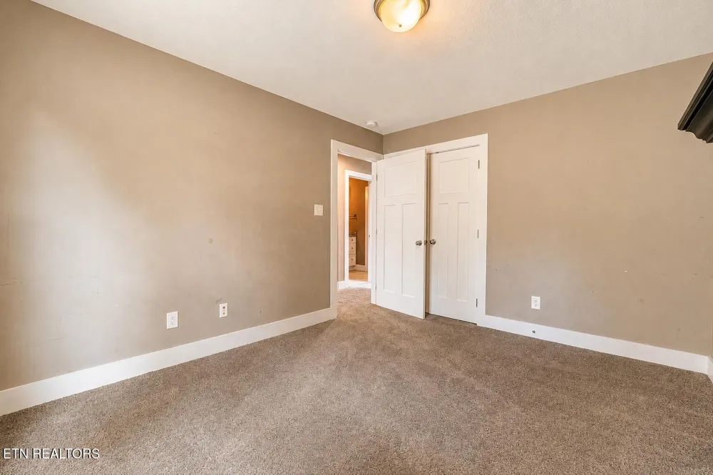 6211 Aldingham St Knoxville, TN 37912