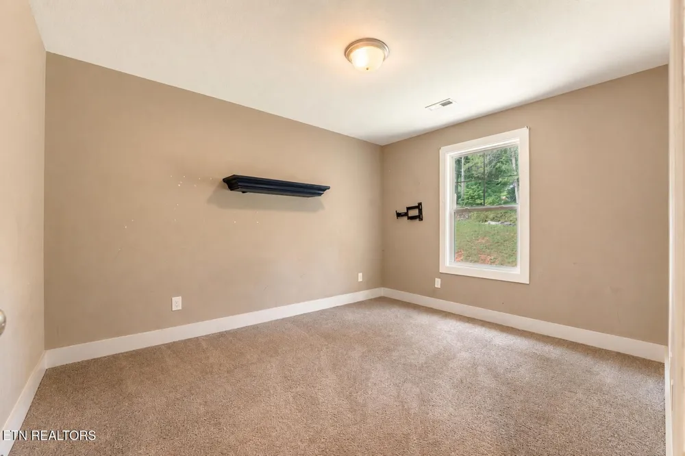6211 Aldingham St Knoxville, TN 37912