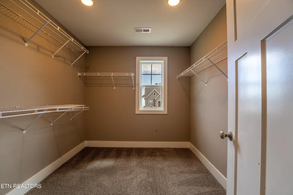 6211 Aldingham St Knoxville, TN 37912