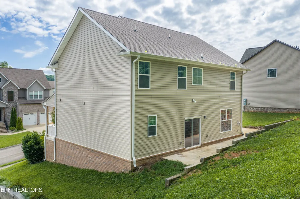 6211 Aldingham St Knoxville, TN 37912