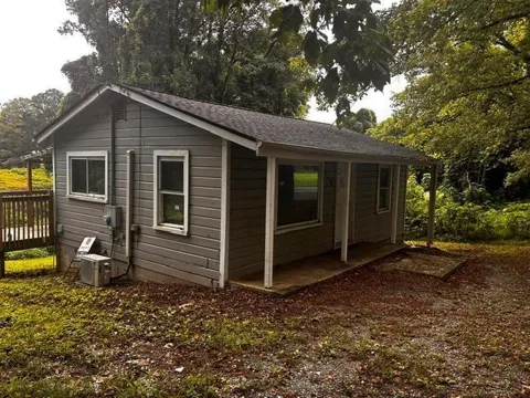 2742 Camp Road