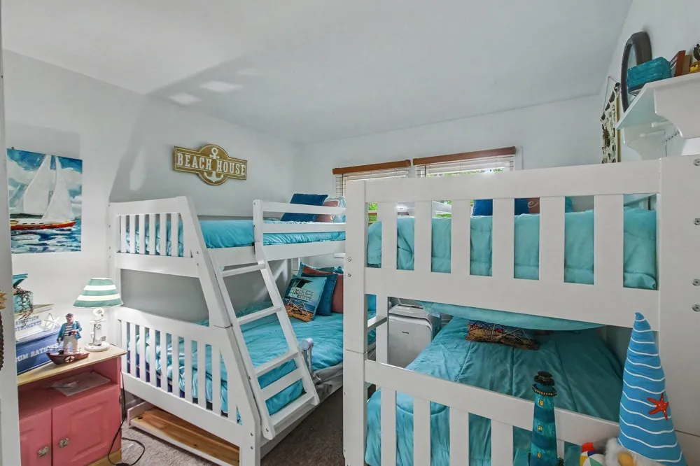 45713 E Peninsula Drive E Grand Junction, MI 49056