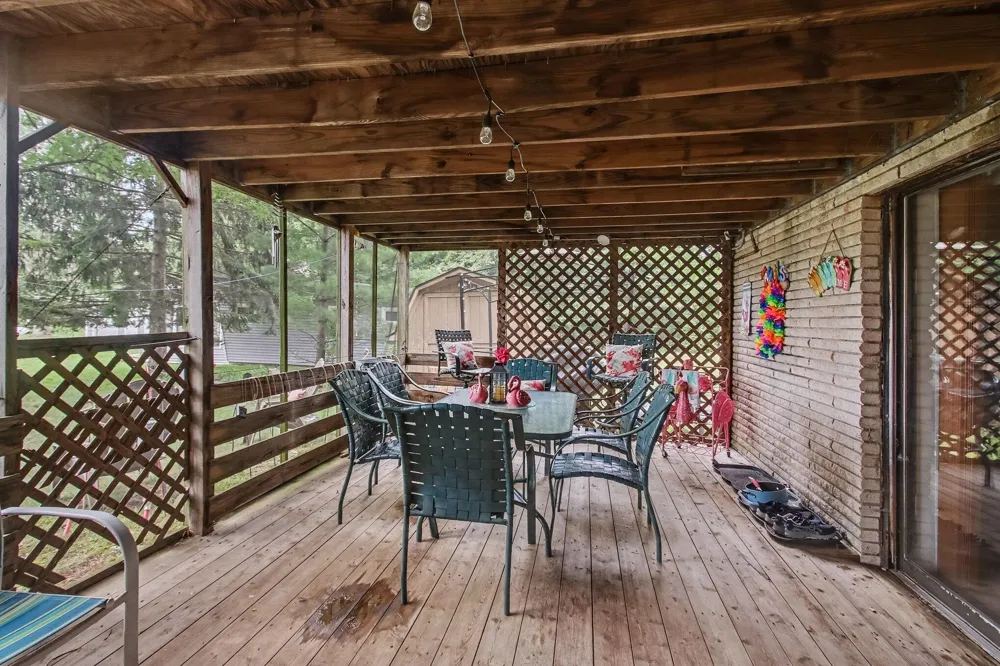 45713 E Peninsula Drive E Grand Junction, MI 49056