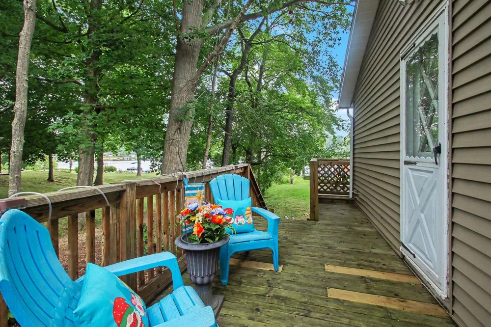 45713 E Peninsula Drive E Grand Junction, MI 49056