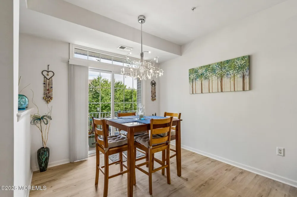 197 Melanie Way #709 Manahawkin, NJ 08050