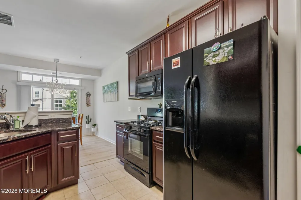197 Melanie Way #709 Manahawkin, NJ 08050